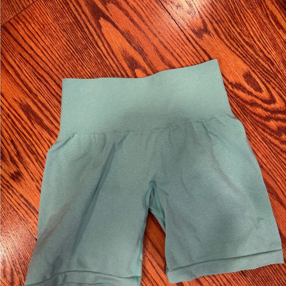 NVGTN Women's Shorts